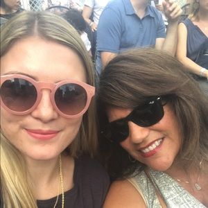 Meet your Posher, Cheryl